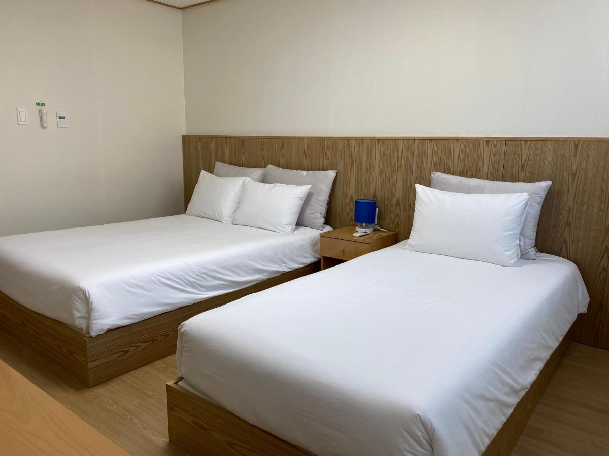 Seogwipo Dongwon Hotel Екстериор снимка