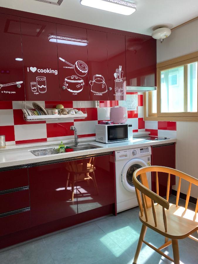 Seogwipo Dongwon Hotel Екстериор снимка